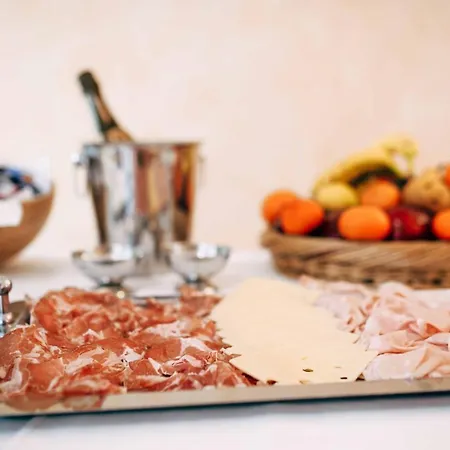 Hotel Angela Olympic Garda Lake